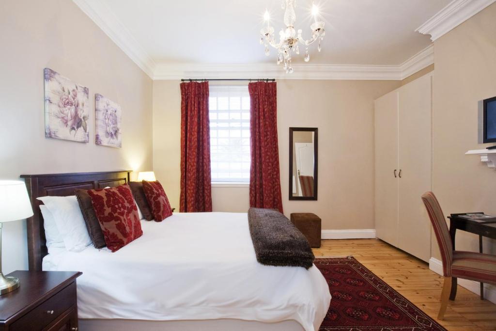Capeblue Manor House Hotel Мюзенберг Стая снимка