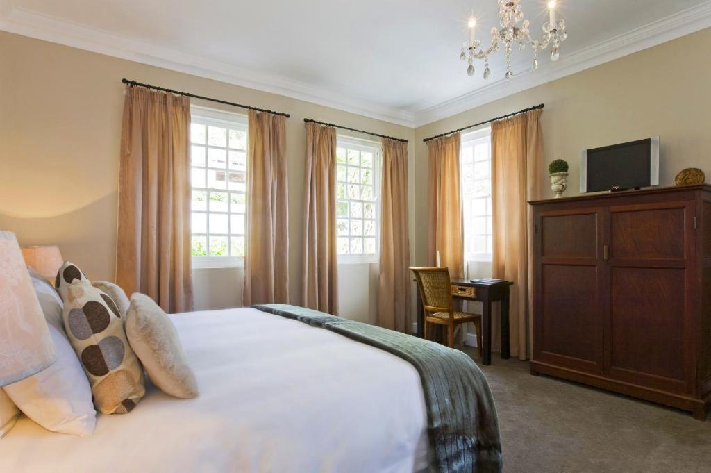 Capeblue Manor House Hotel Мюзенберг Стая снимка